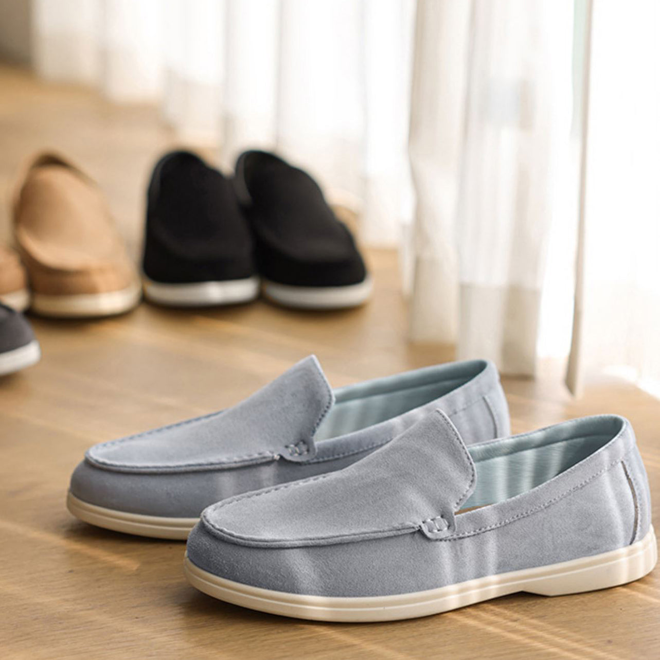 L'Élégance Léger Loafers by Franco Bianchi