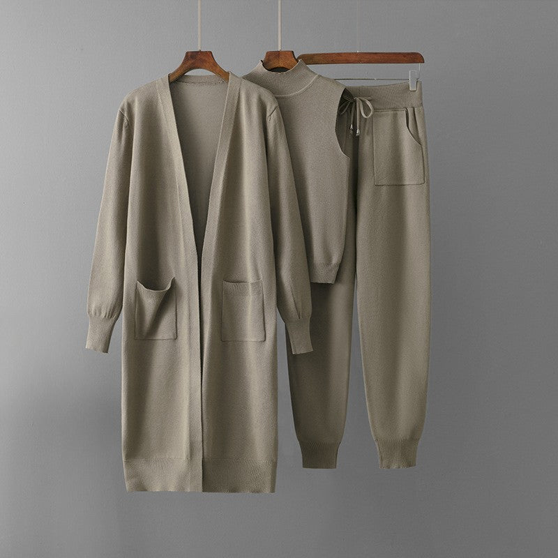 Le Cocon d'Hiver Set by Camille Martin