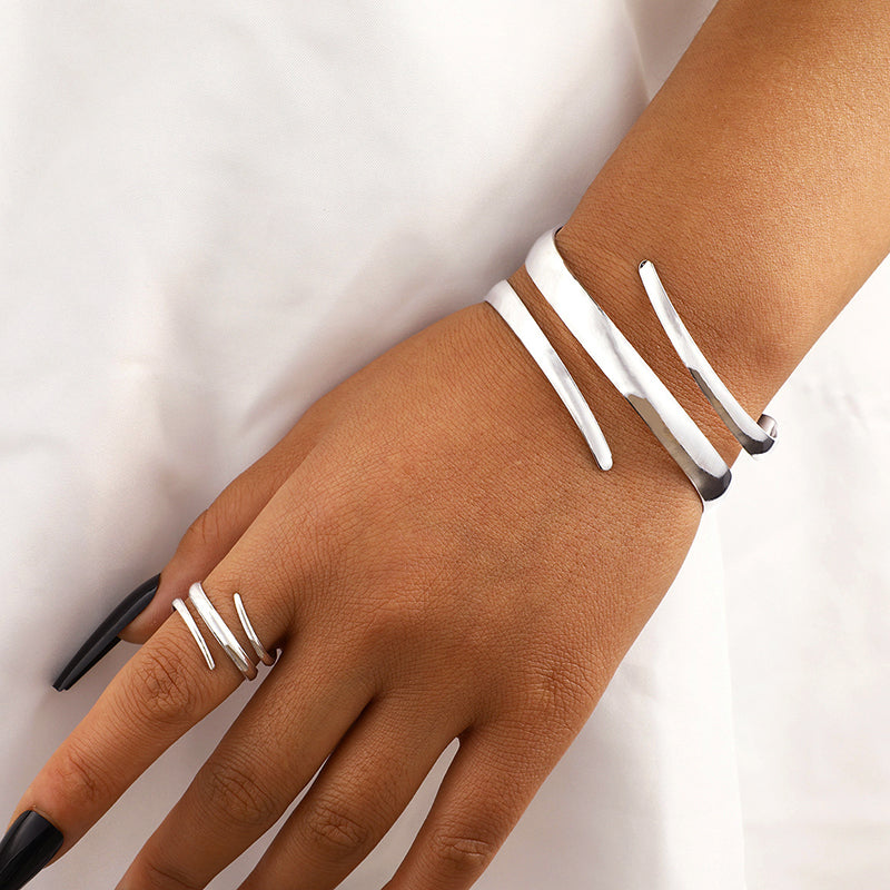 Women’s Minimalist Open Bracelet and Ring Set