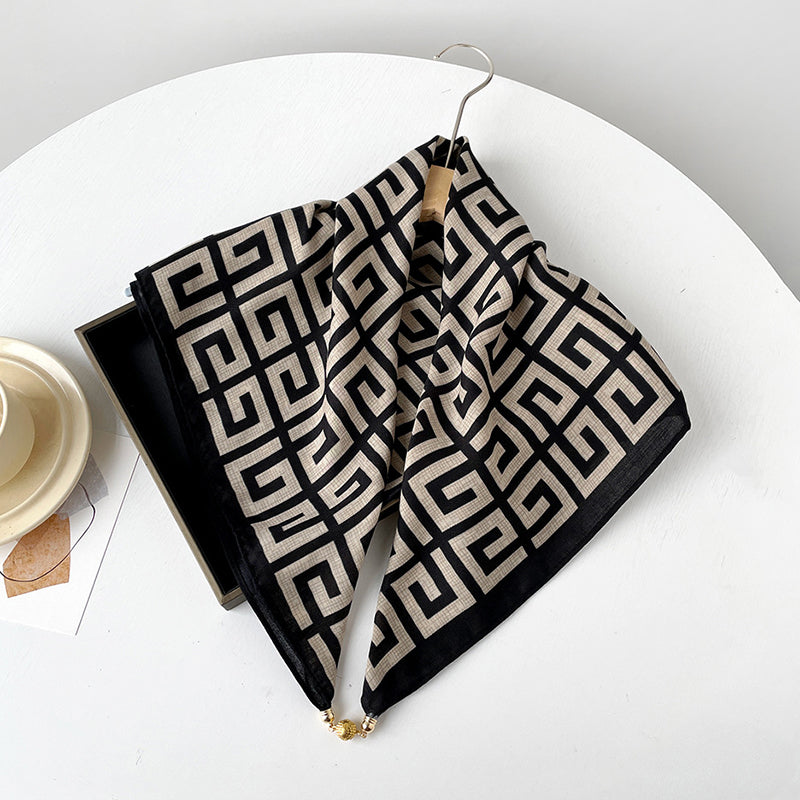 Women’s Colorful Herringbone Woven Scarf with Patterned Design