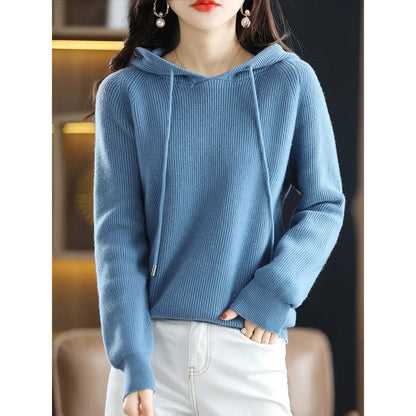 Cozy Women’s Hooded Wool-Cashmere Sweater