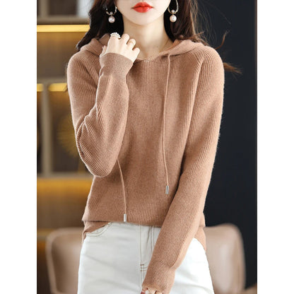 Cozy Women’s Hooded Wool-Cashmere Sweater