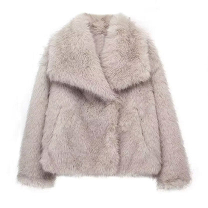 Women’s Cropped Faux Fur Coat with Wide Collar