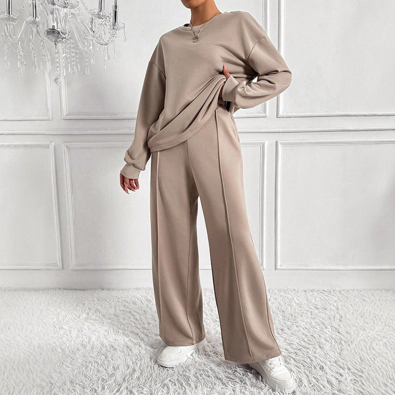 Women’s Lounge Set with Wide-Leg Pants and Sweatshirt