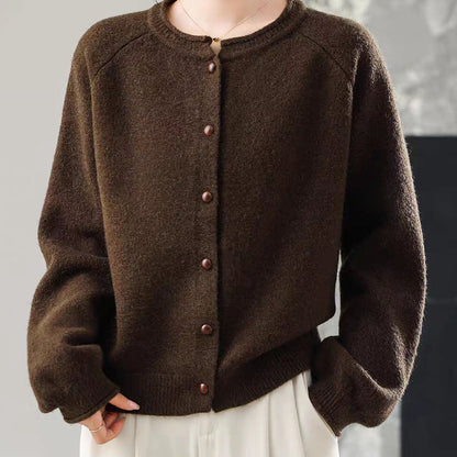 Women’s Minimalist Buttoned Cardigan with Round Neckline
