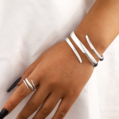 Women’s Minimalist Open Bracelet and Ring Set
