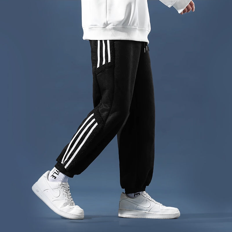 UrbanEdge Warm Joggers